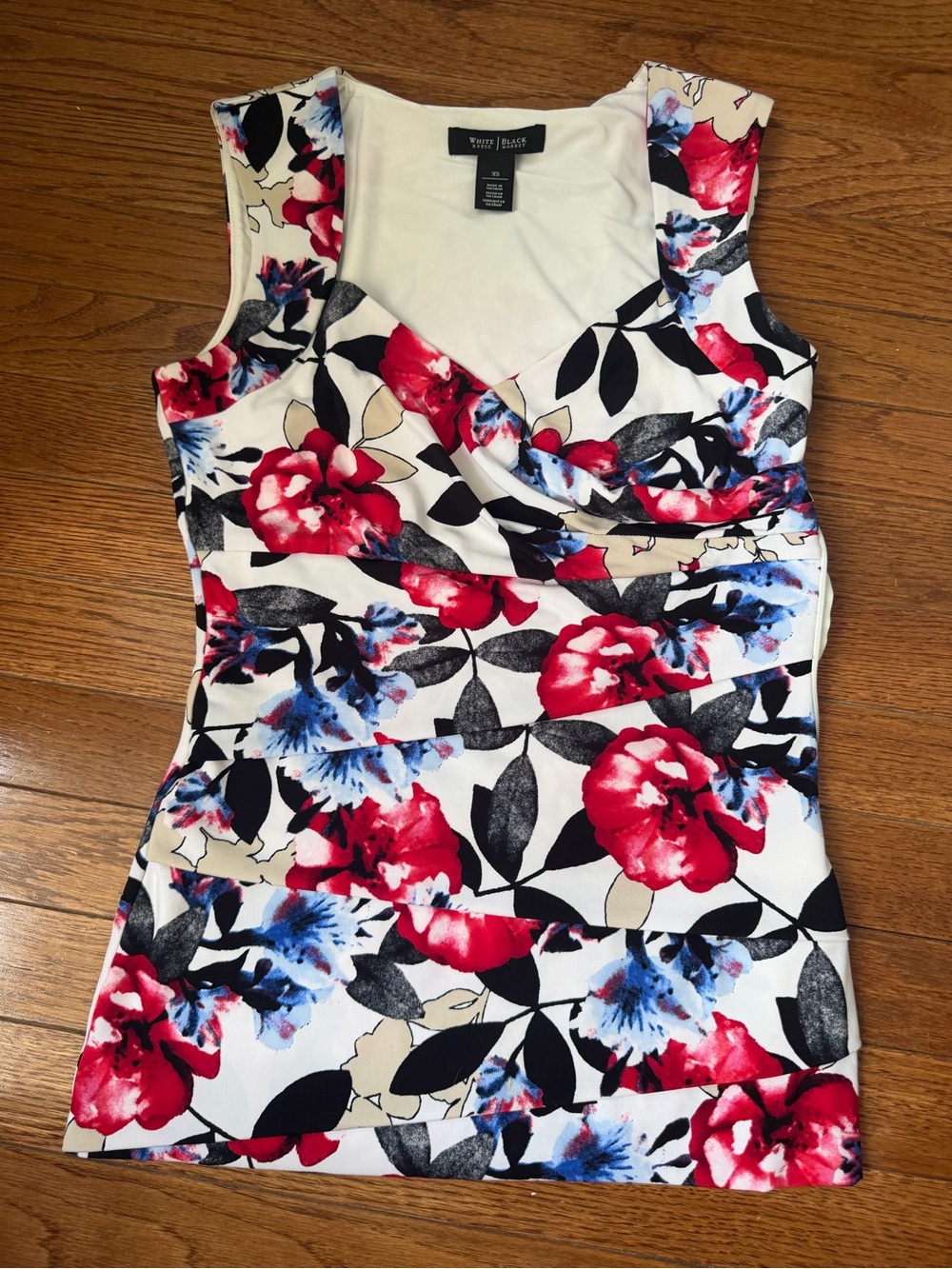 White House Black Market Floral Sleeveless Wrap-Front Camisole - White/Red/Blue